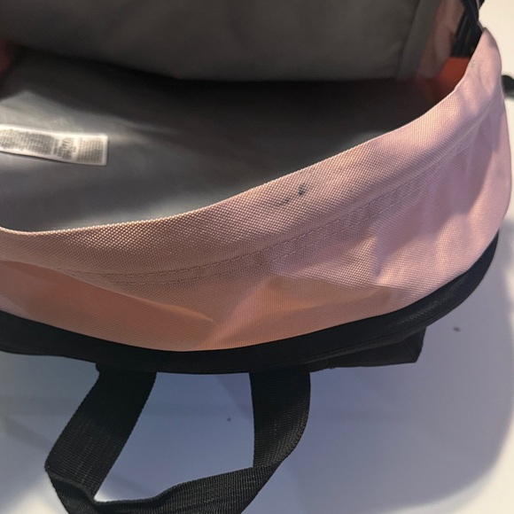 Jansport Light Pink and black Backpack so cute , big student - Picture 9 of 12